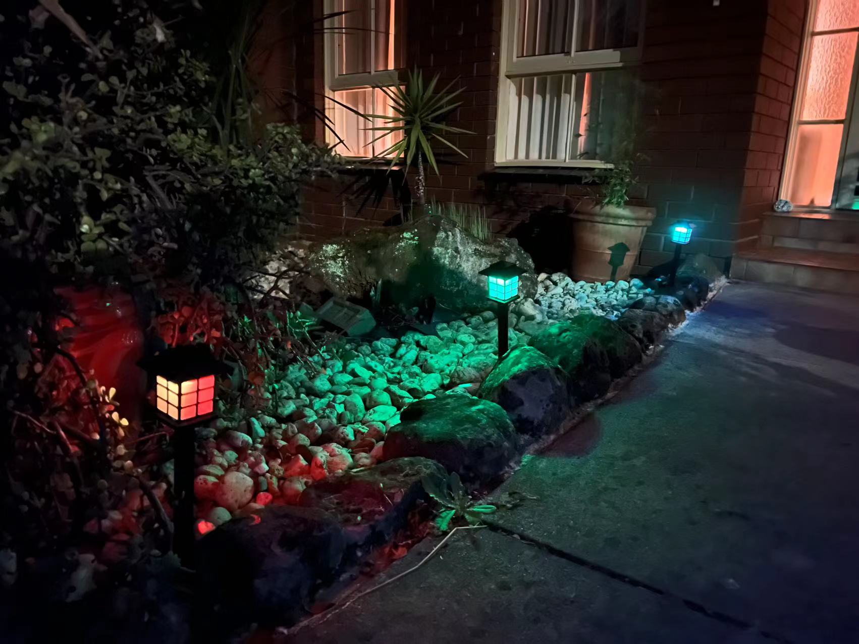 Japanese solar deals garden lights